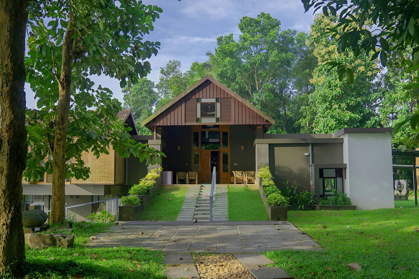 Solitude Riverside View